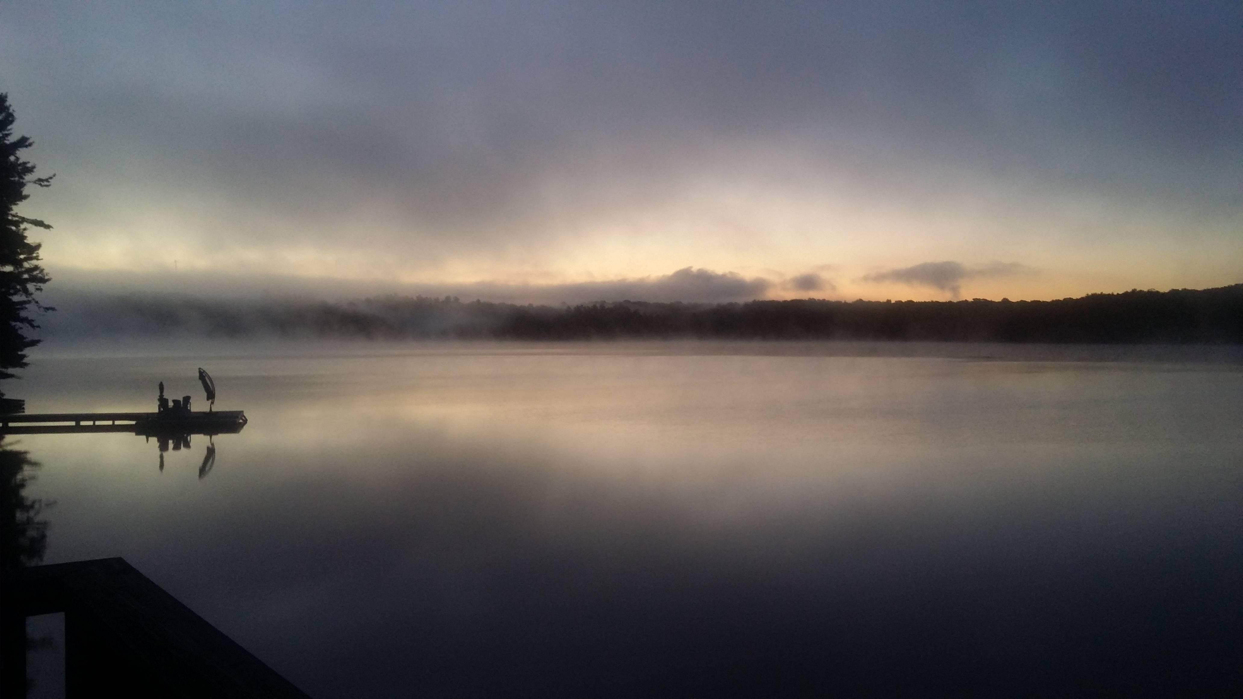 Bruce Lake In Muskoka Ontario At Dawn Wallpaper - Muskoka Desktop Background - HD Wallpaper 