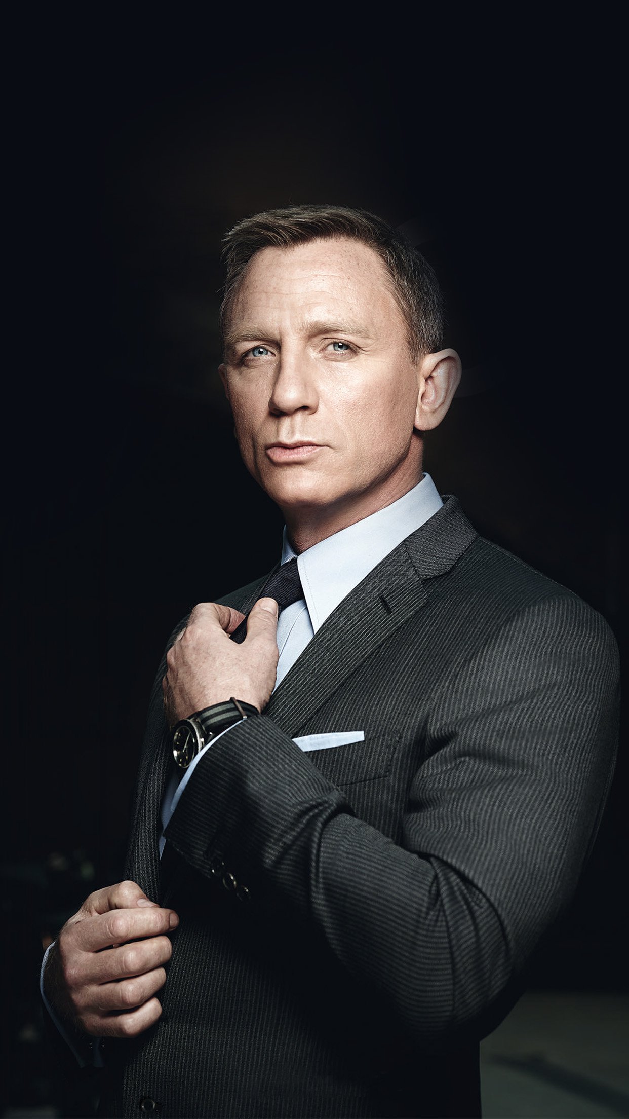 Specter Daniel Craig Dark Film 007 Android Wallpaper - Daniel Craig James  Bond Wallpaper Hd - 1242x2208 Wallpaper 