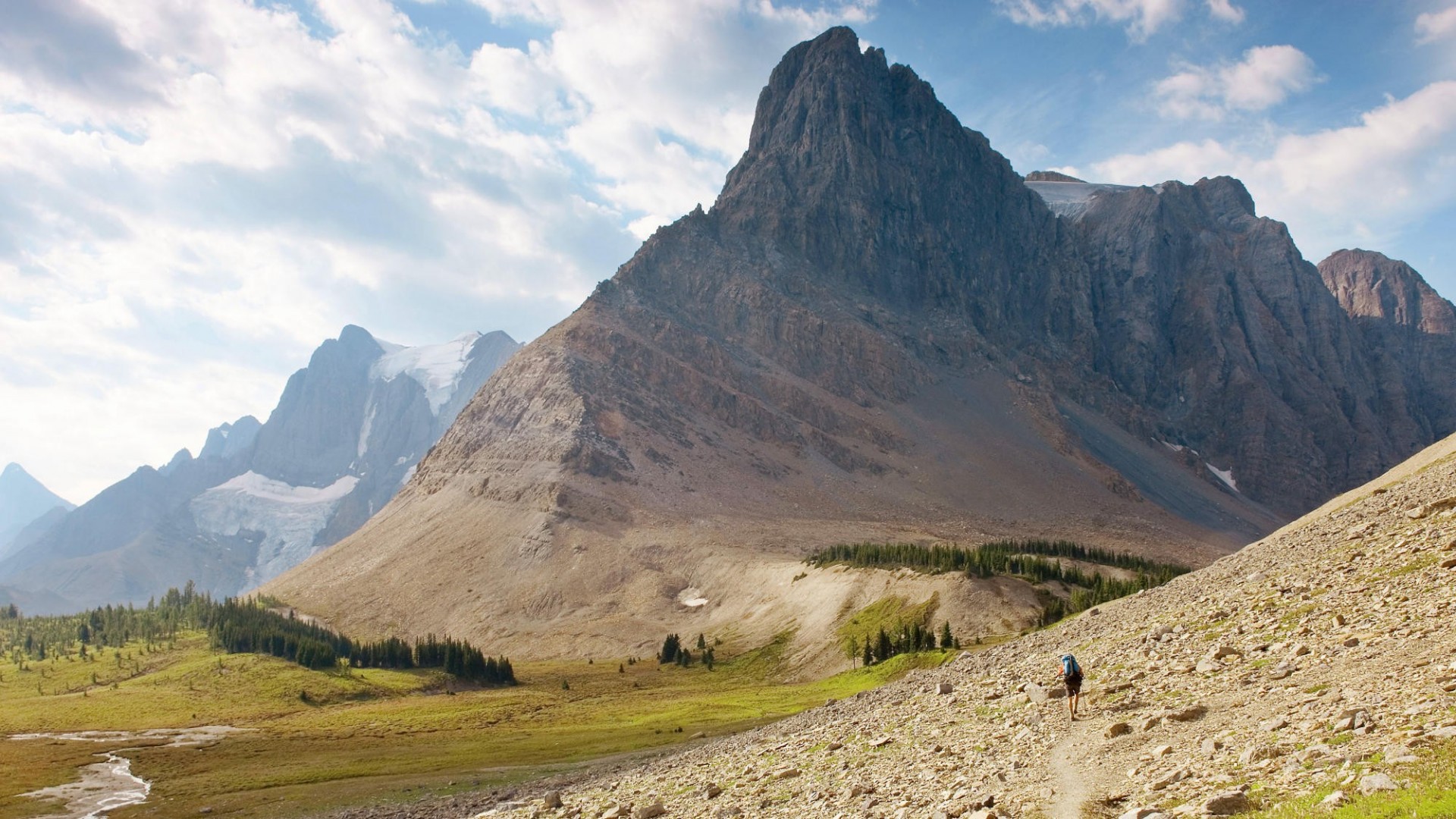 National Park British Columbia - Le Relief De Contreforts - HD Wallpaper 