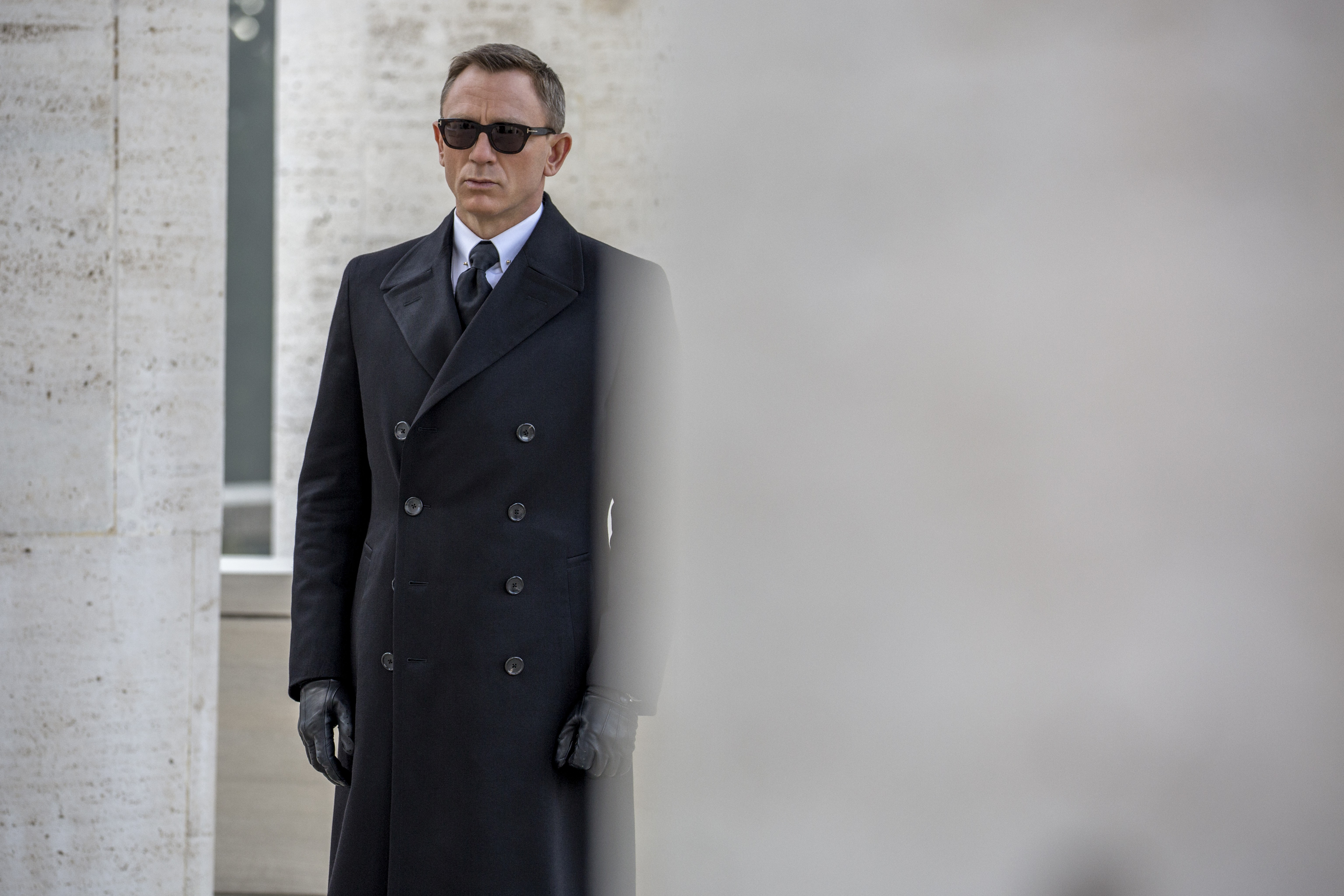 James Bond Spectre Funeral - HD Wallpaper 