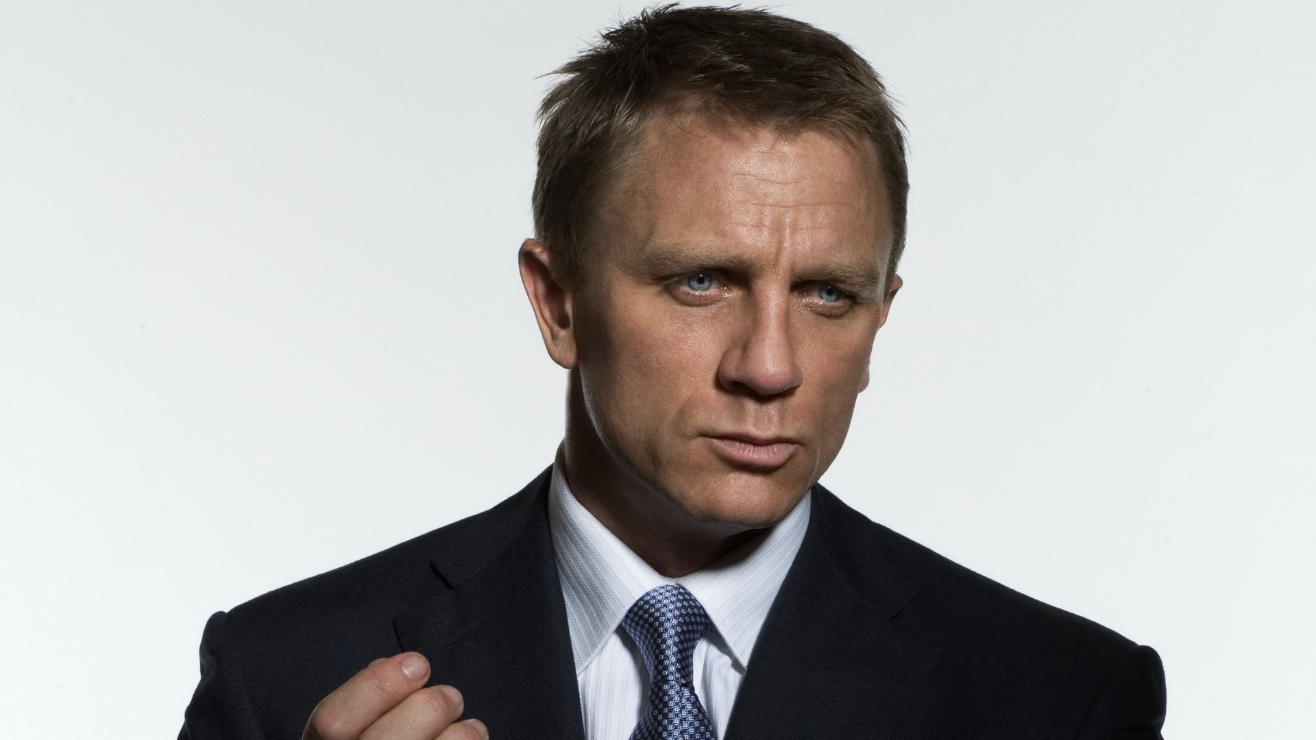 Daniel Craig - James Bond Artwork - HD Wallpaper 