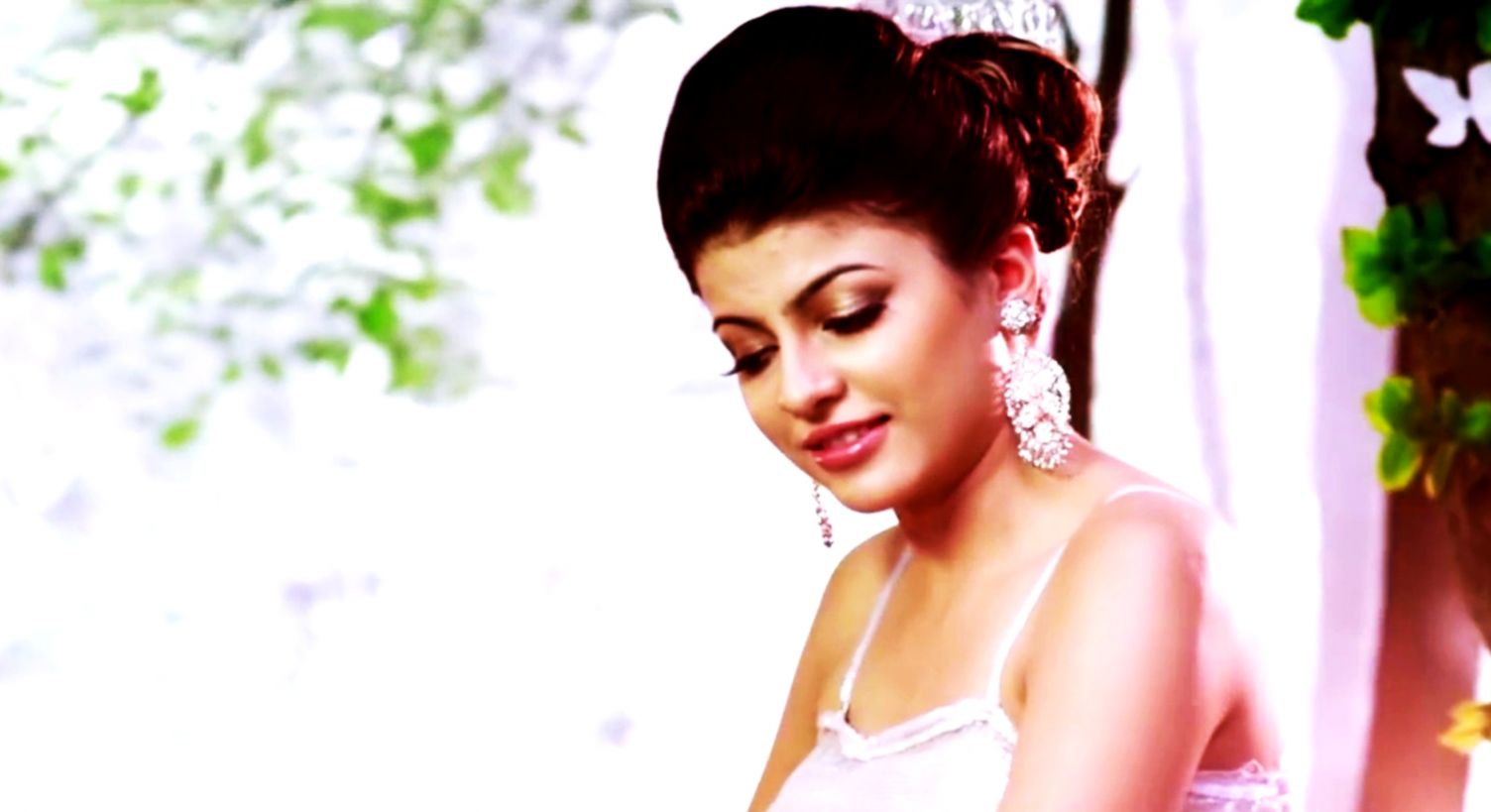 Cute Girl In Dil De Kol Punjabi Song Wallpaper 02611 Photo Shoot