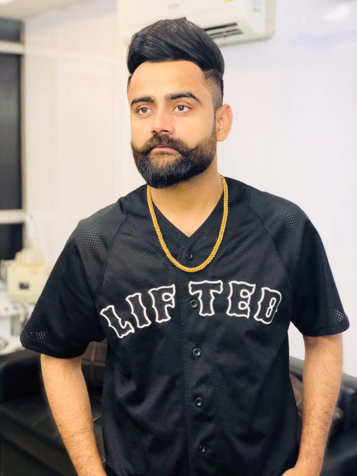 Collar Bone Amrit Maan - HD Wallpaper 