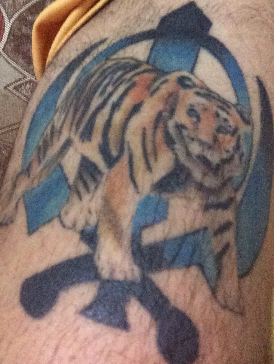 Blue Khanda And Color Tiger Tattoo - Tattoo - HD Wallpaper 