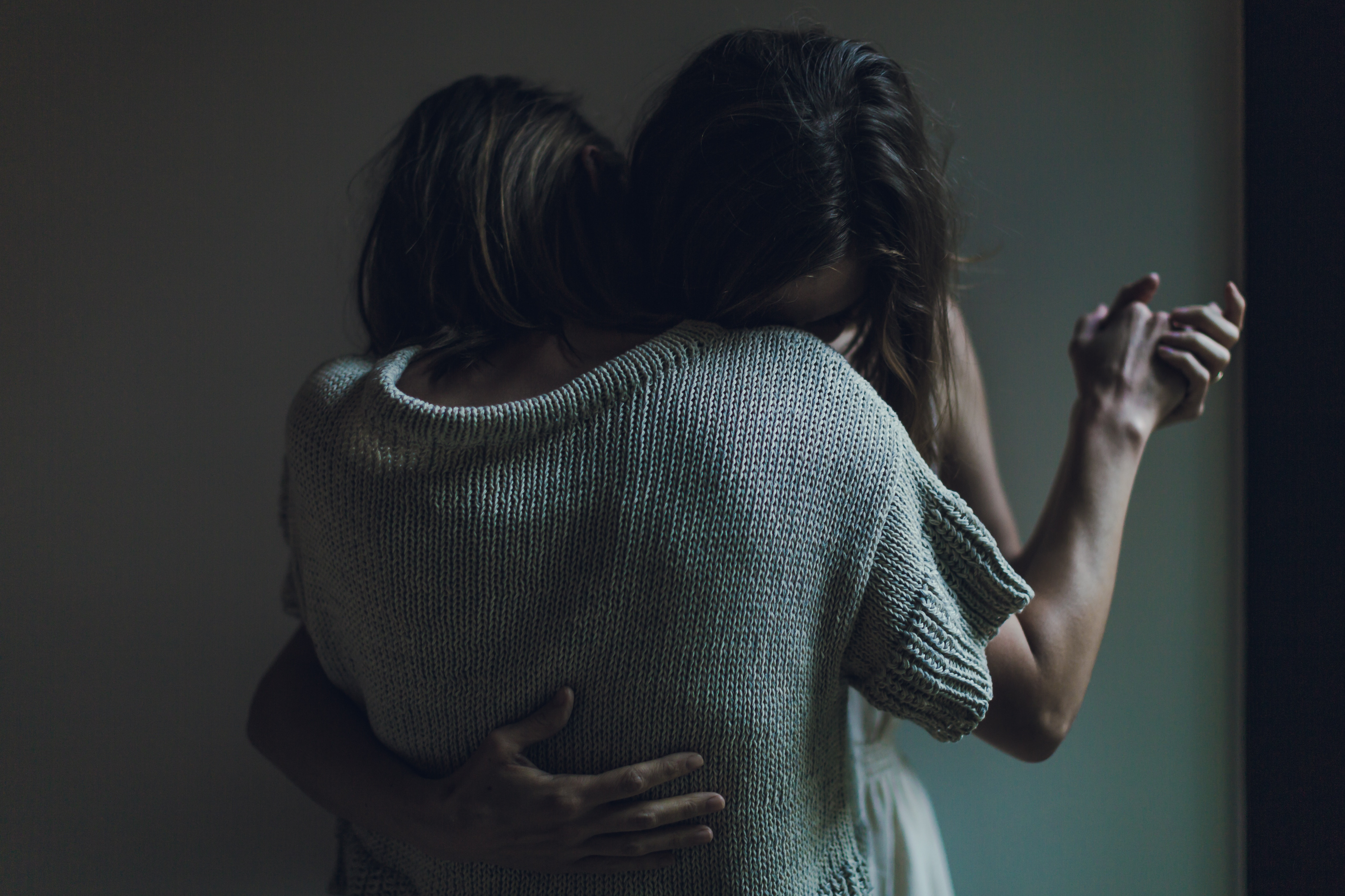 Slow Dance Hugging - HD Wallpaper 
