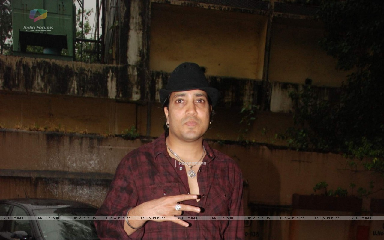 Gentleman - HD Wallpaper 