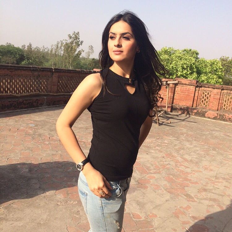 Girl In Wakhra Swag - HD Wallpaper 