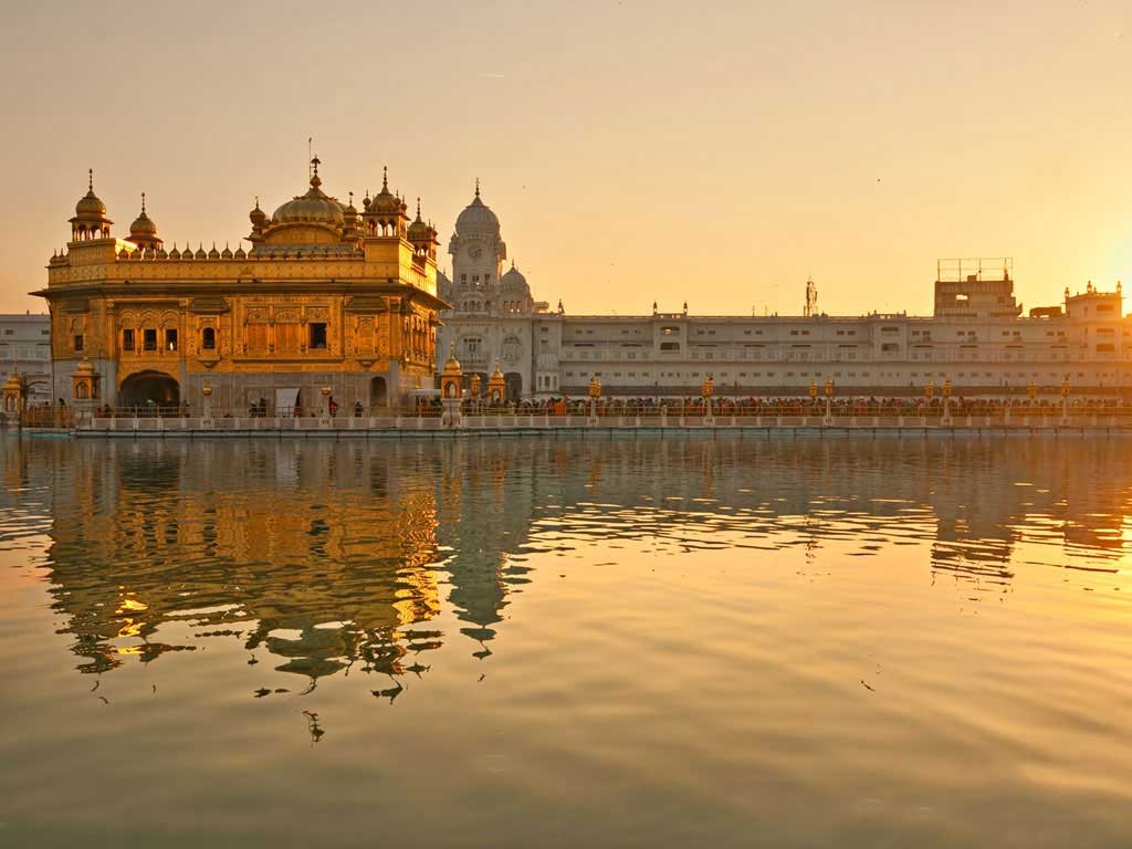 Golden Temple - HD Wallpaper 