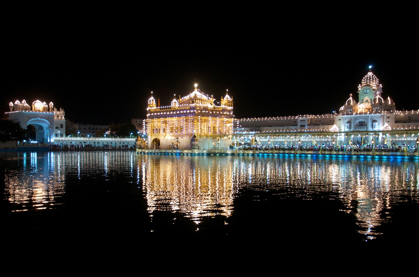 Amritsar Golden Temple Lighting - HD Wallpaper 