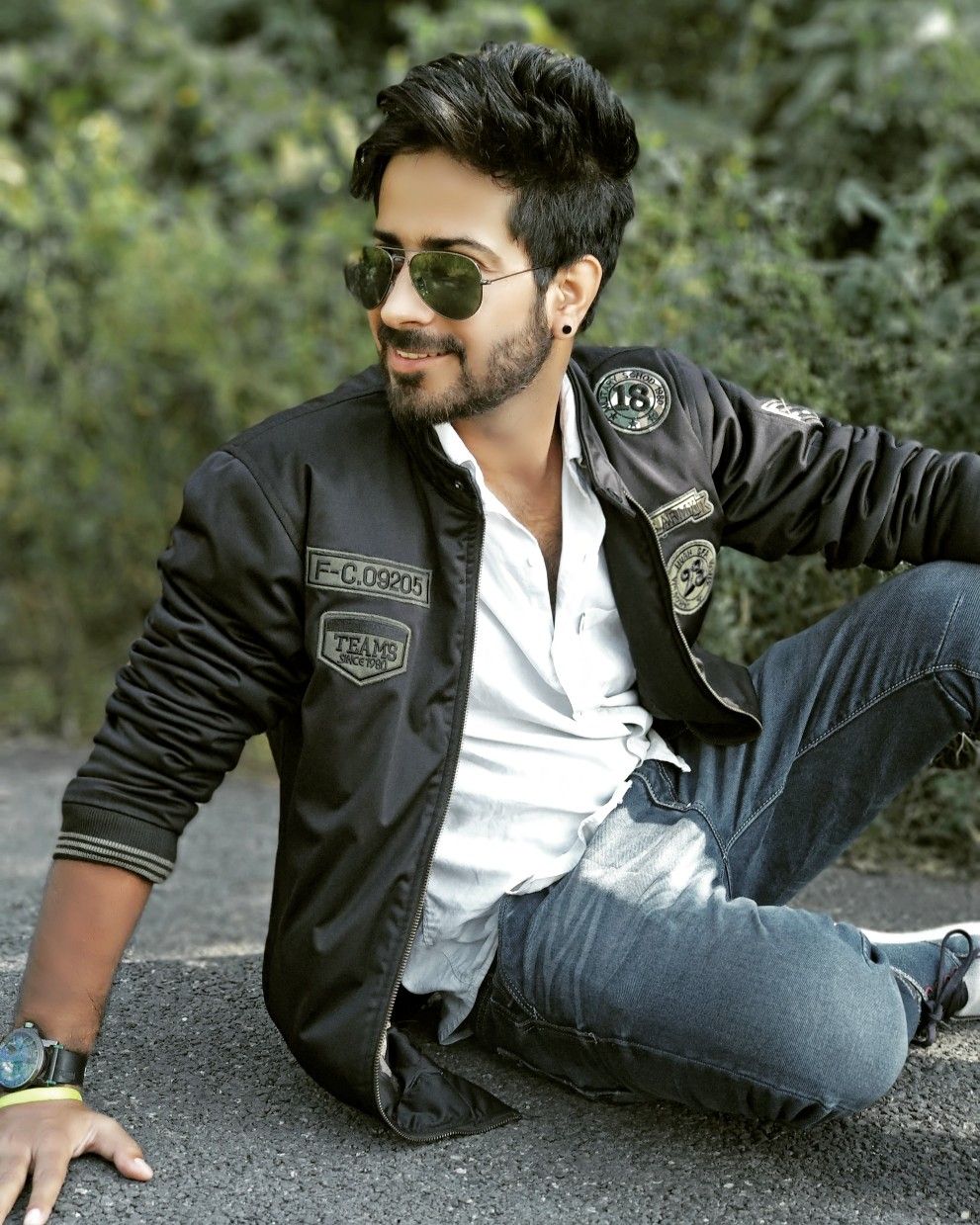 Boy Look Photo Hd - HD Wallpaper 