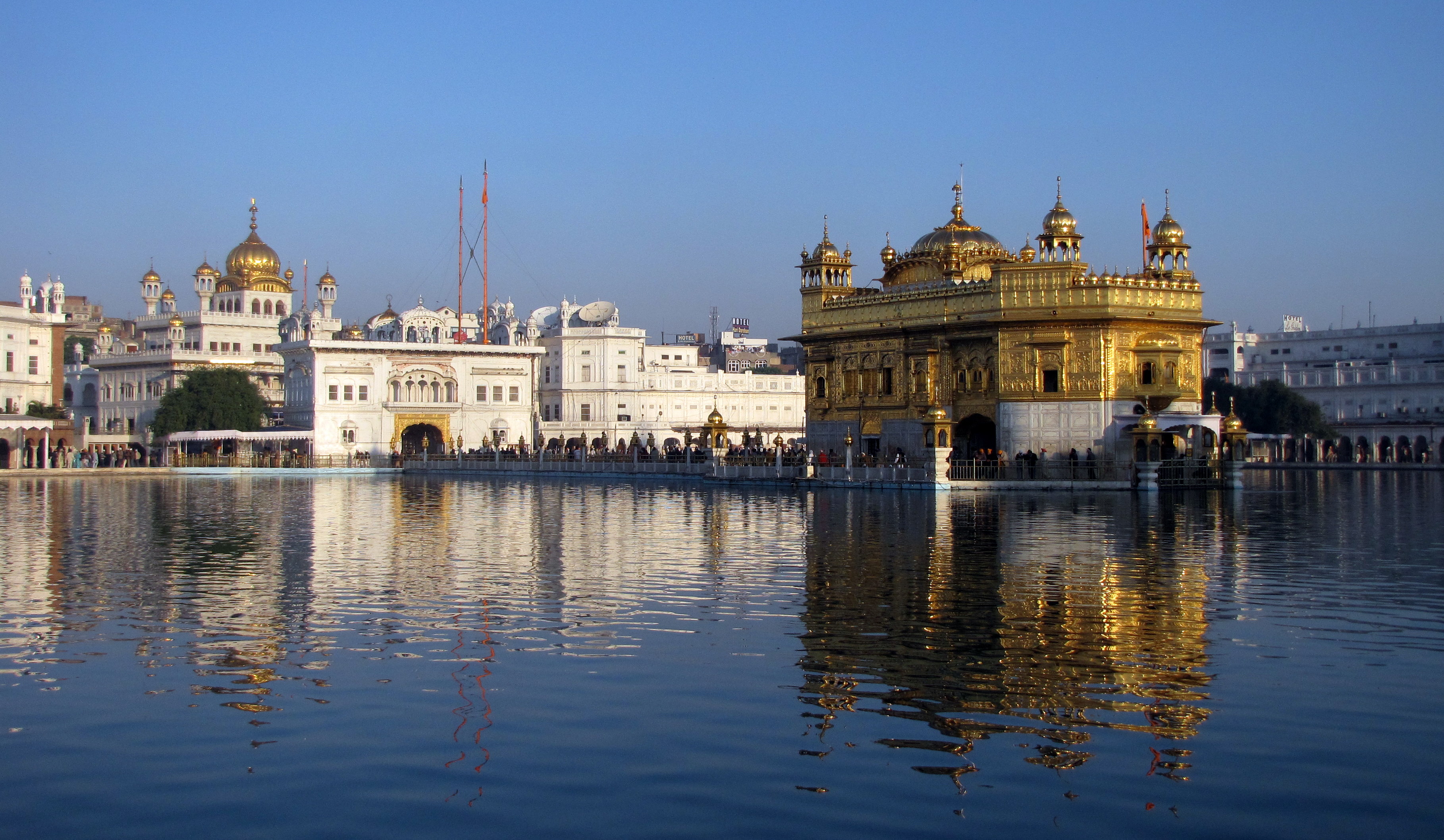Darbar Sahib And Akal Takhat Sahib - HD Wallpaper 