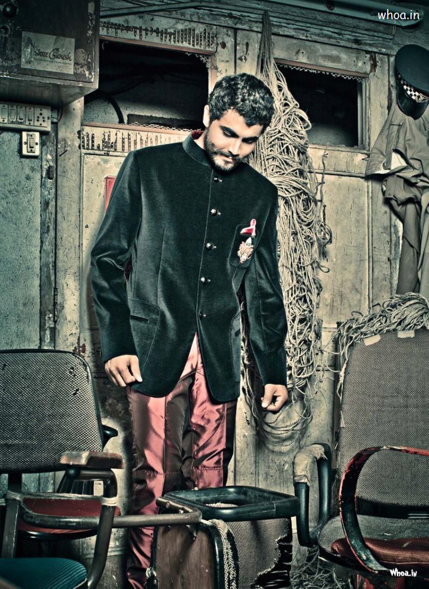 Sir Ravindra Jadeja Jaddu, Rajput Boy Modelling Photoshoot - Ravindra Jadeja Rajput Boy - HD Wallpaper 