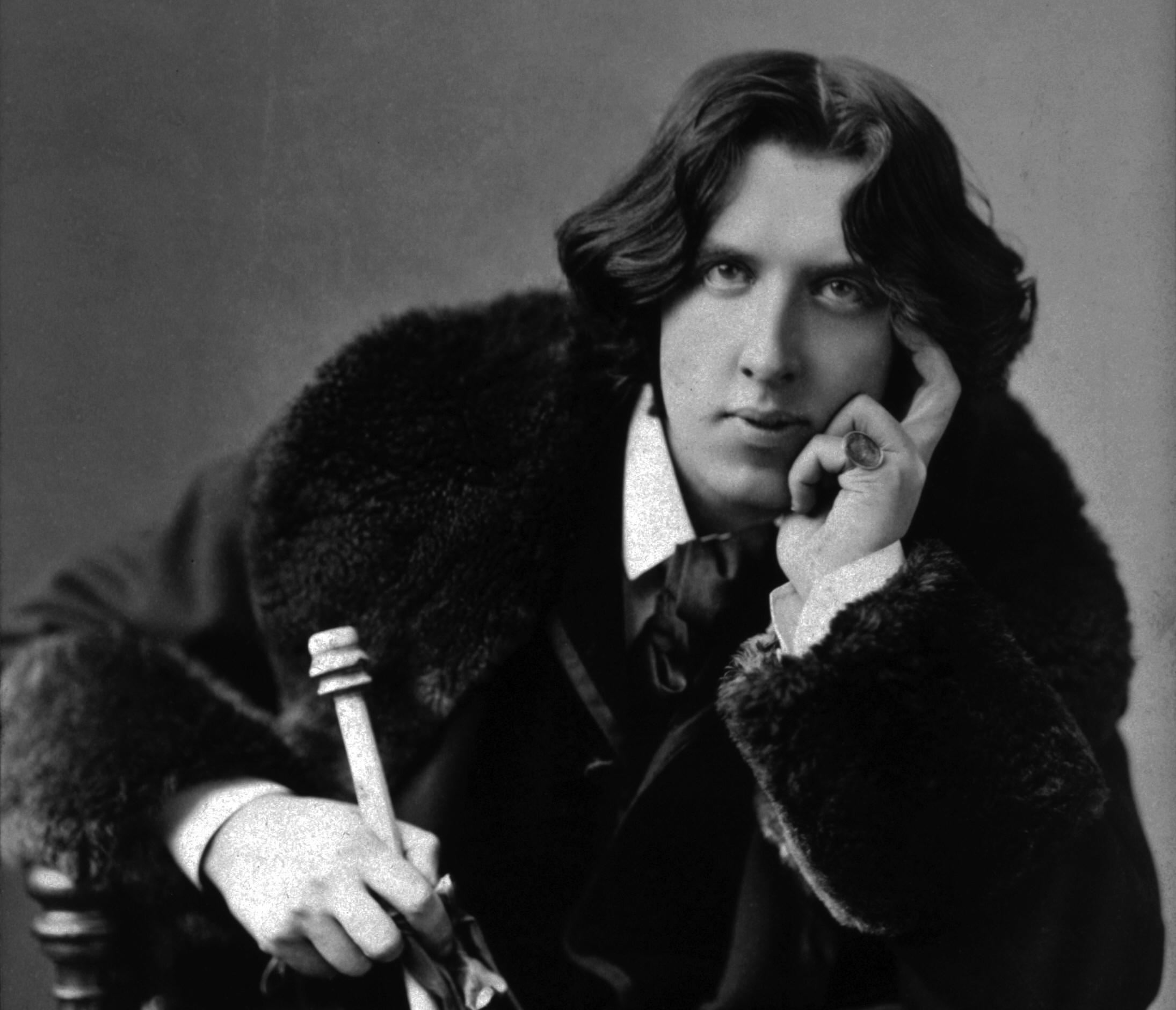 Oscar Wilde - HD Wallpaper 