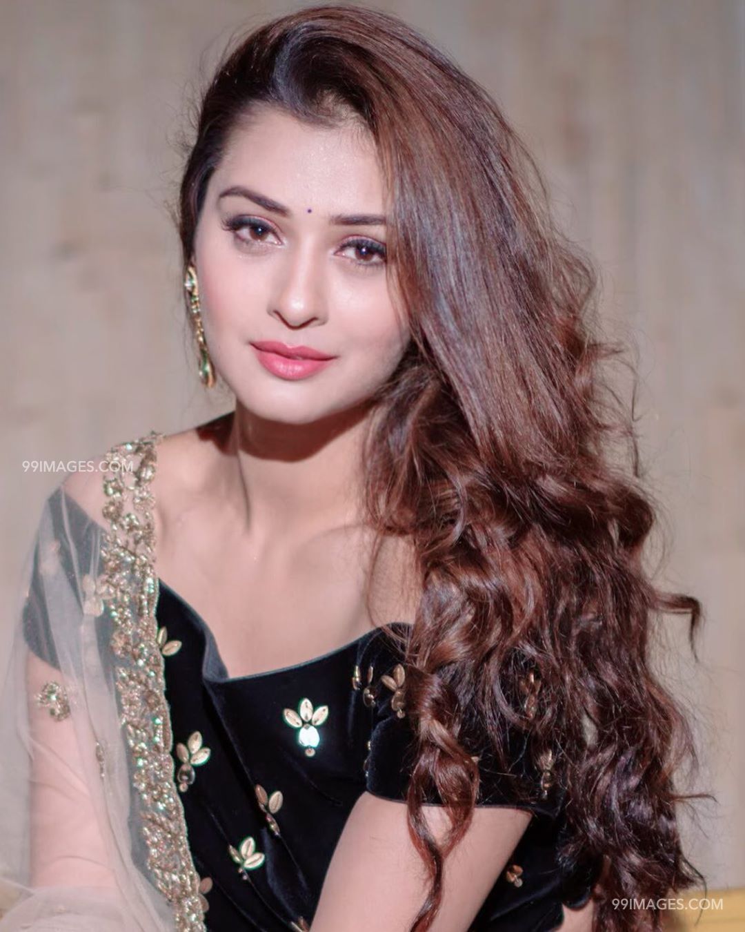 Payal Rajput Beautiful Hd Photos & Mobile Wallpapers - Swanepoel And Rosie Huntington Whiteley - HD Wallpaper 