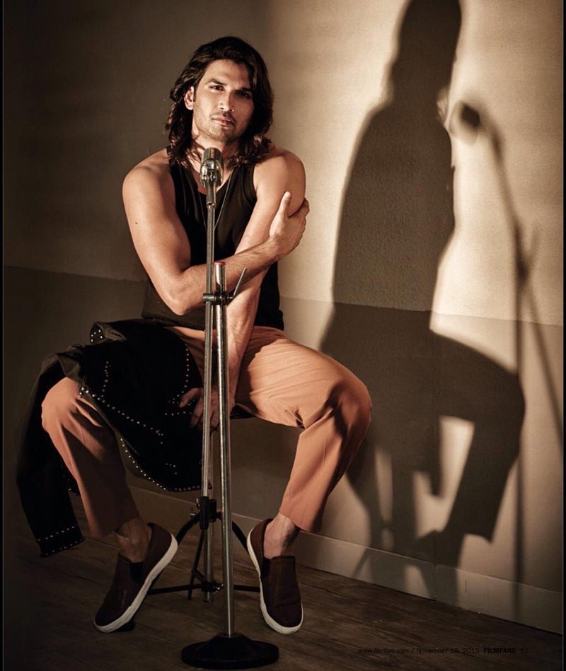 Sushant Singh Rajput Hot Images Photos Pictures Wallpapers - Sushant Singh Rajput - HD Wallpaper 