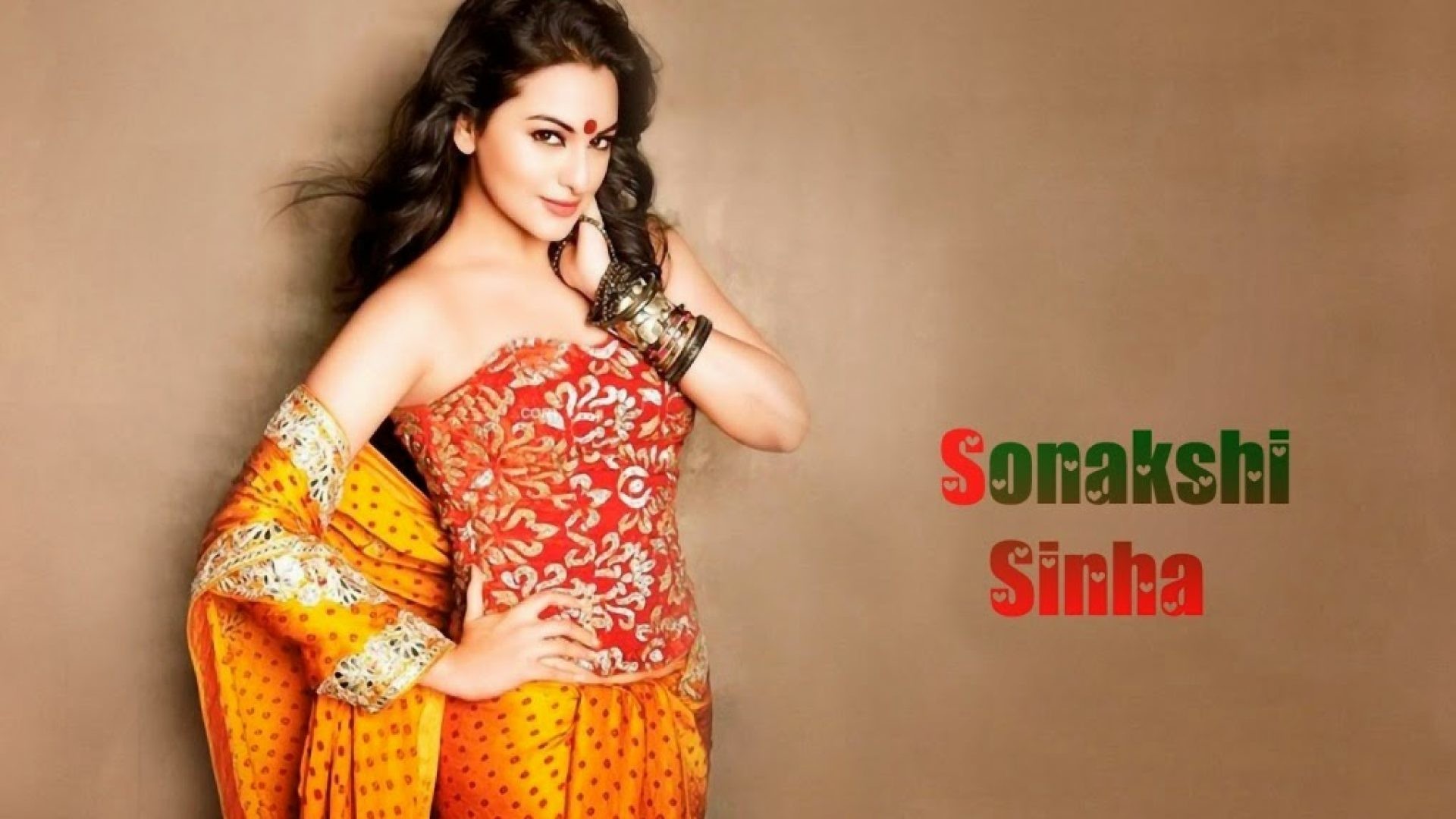 Sexy Saree Bra Sonakshi Sinha Hot Wallpaper 
 Data - Sonakshi Sinha In Saree - HD Wallpaper 