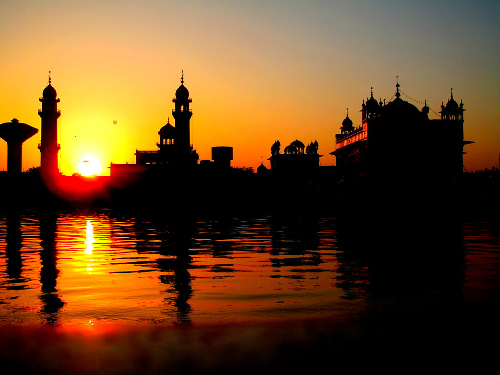 Golden Temple - HD Wallpaper 