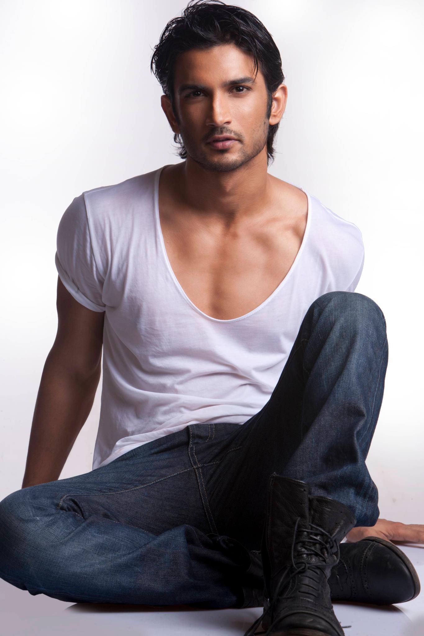Sushant Singh Rajput And Alia Bhatt - HD Wallpaper 