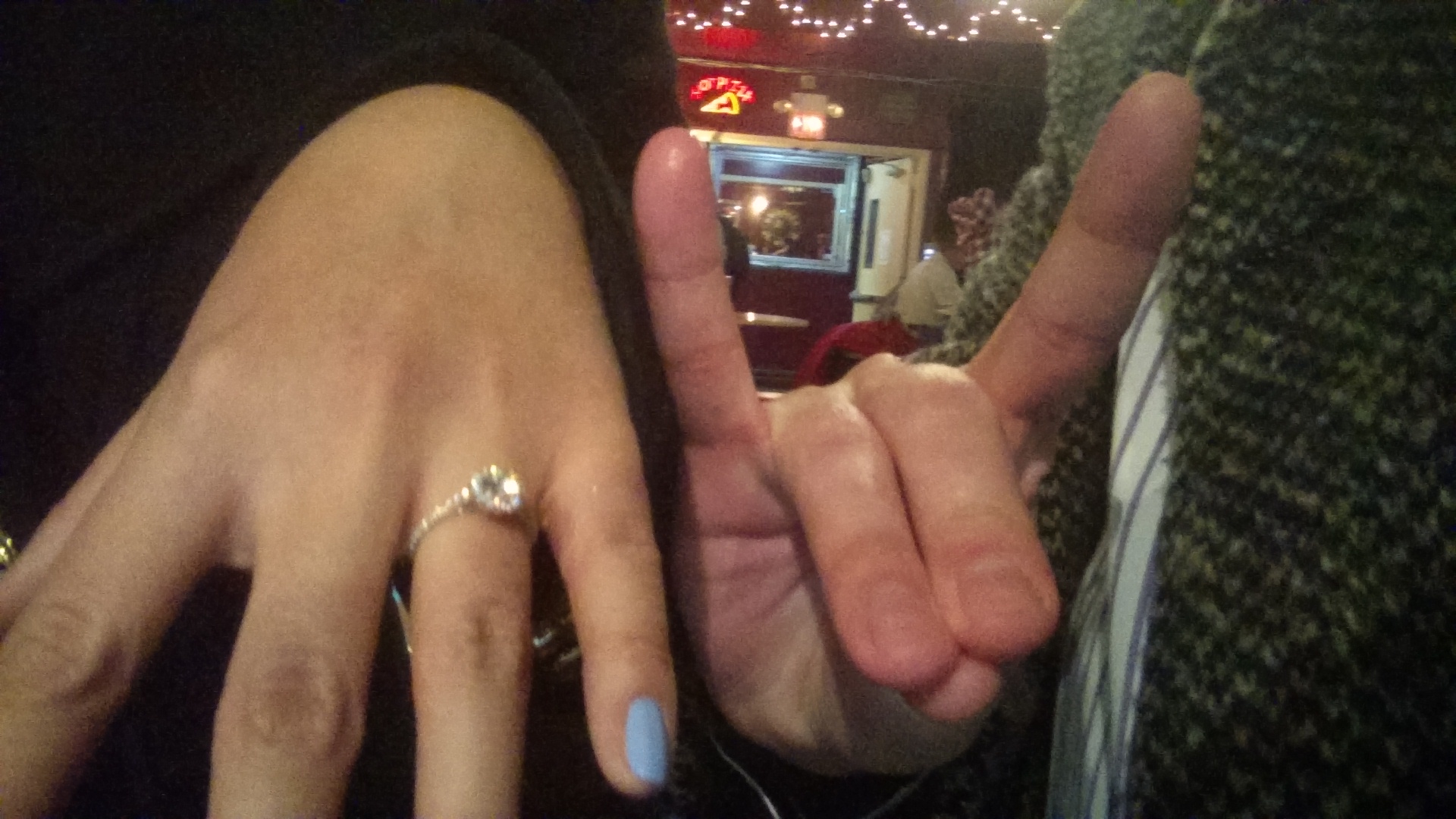 Engagement Ring - HD Wallpaper 