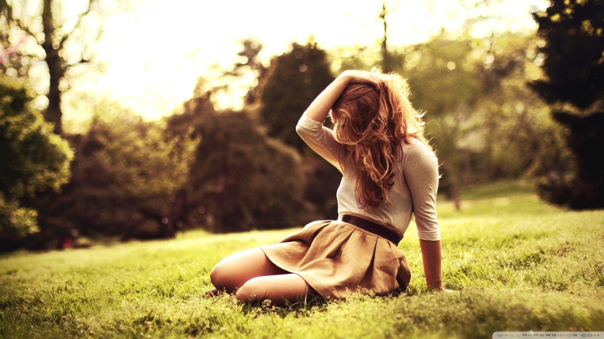 Women In Grass Skirts - HD Wallpaper 