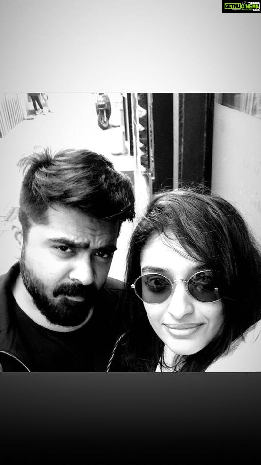 Dayana Erappa - Dayana Erappa And Simbu - HD Wallpaper 