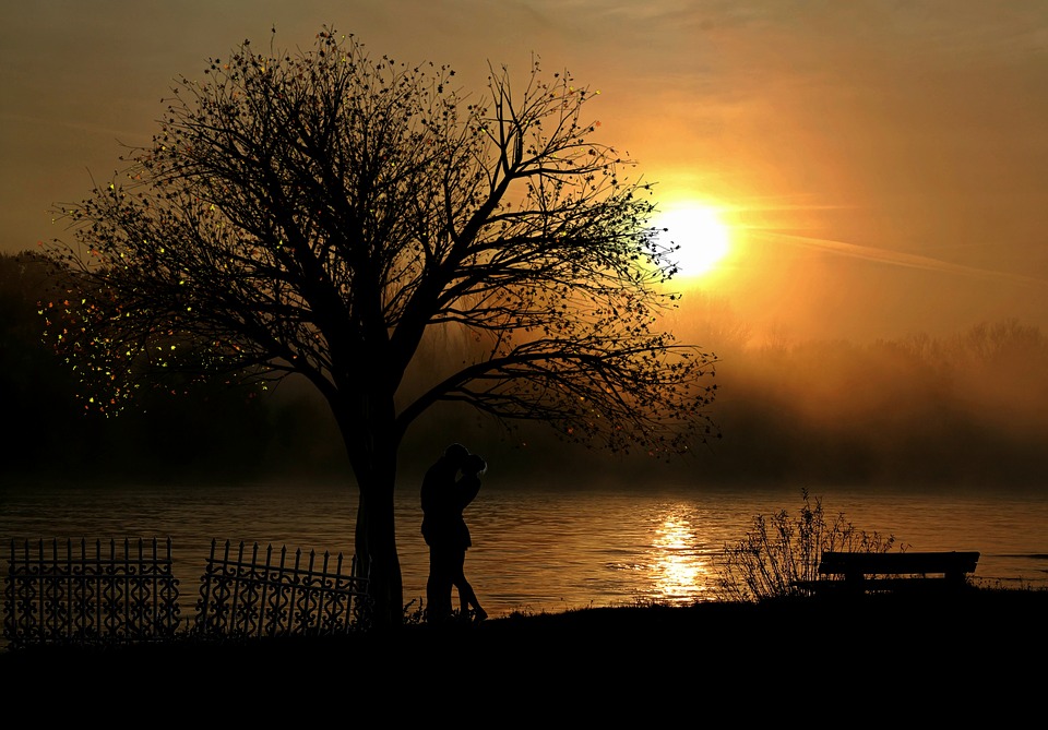 True Love Pictures True Lovers Lovewale - Lovers In Nature - HD Wallpaper 