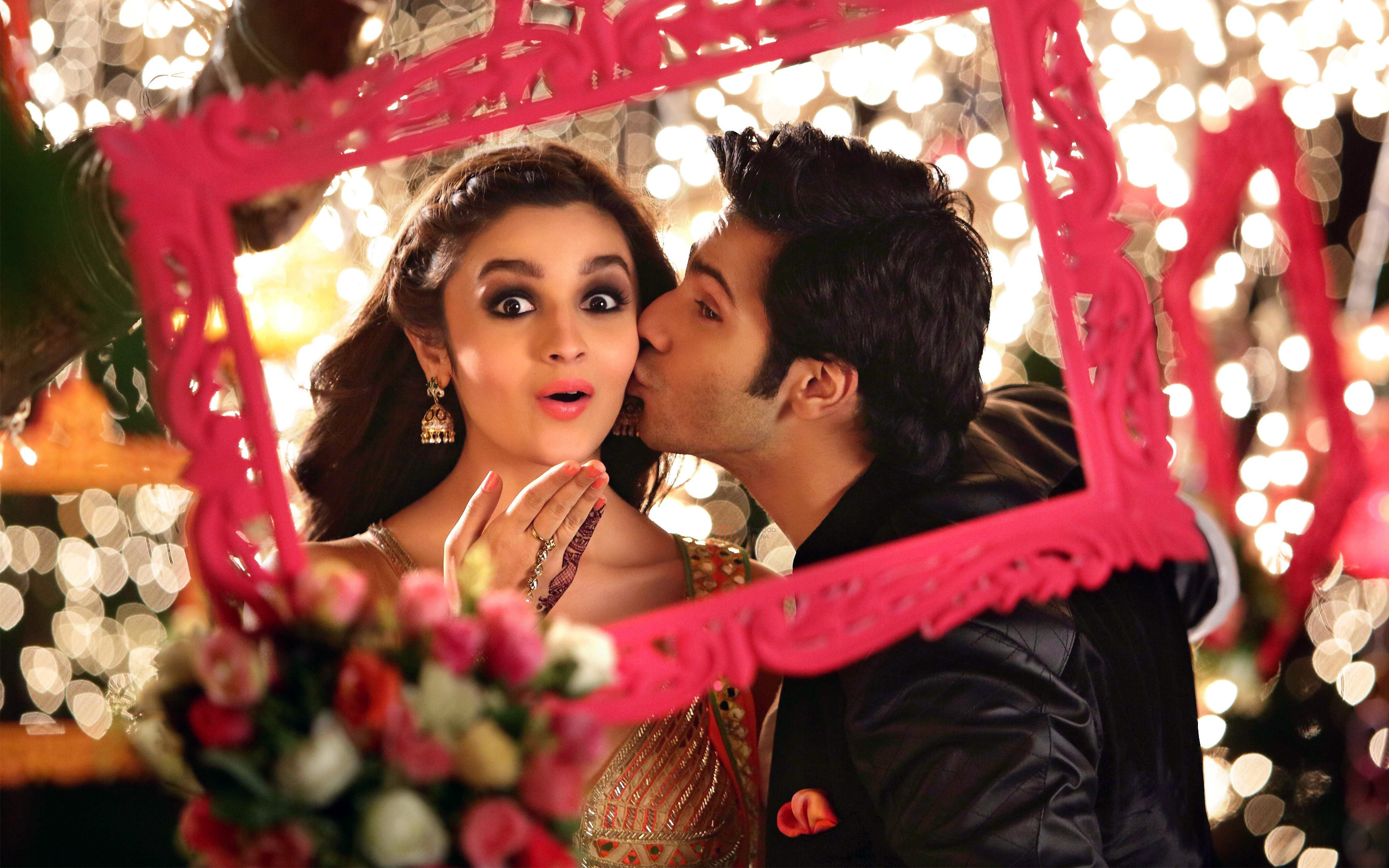 Alia Bhatt Varun Dhawan Humpty Sharma Ki Dulhania Wallpaper - Alia Bhat And Varun Dhawan Movies - HD Wallpaper 