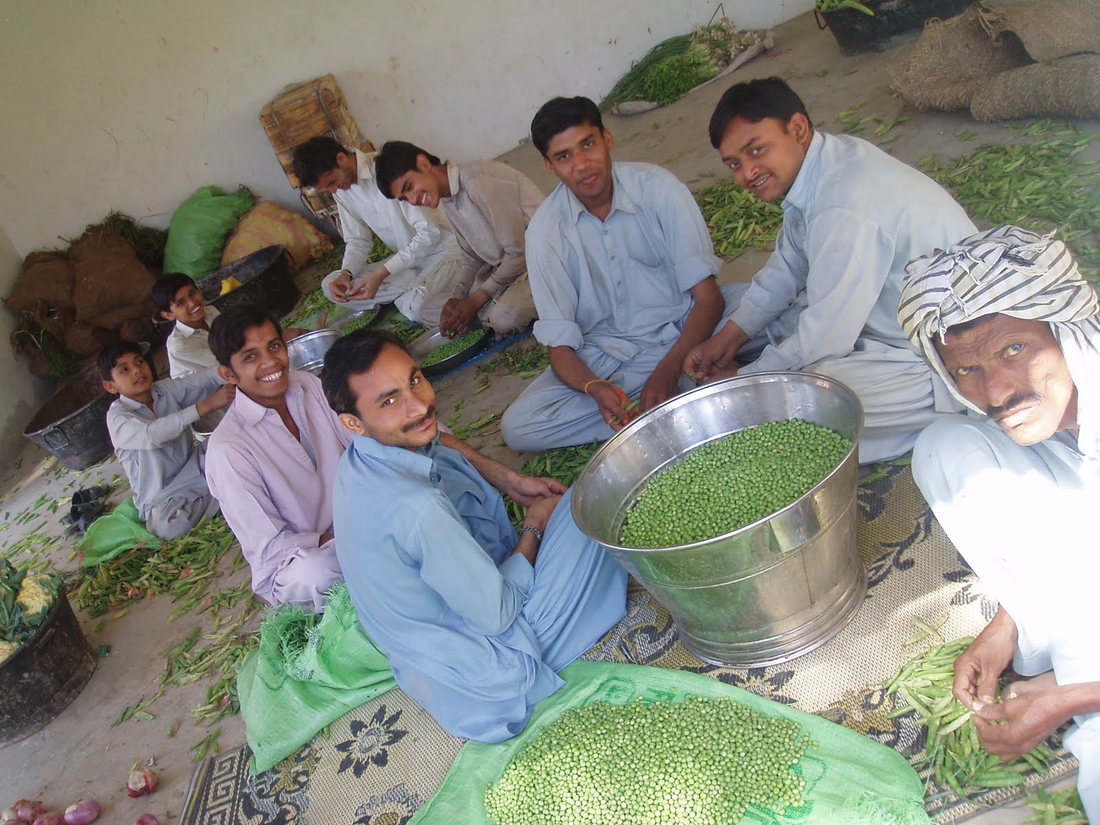 Ramapir Wallpaper - Mari City Pakistan - HD Wallpaper 