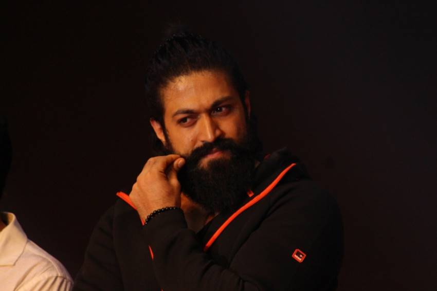 Yash Photos - Yash Hd - HD Wallpaper 