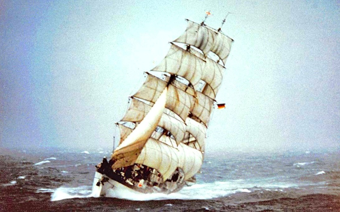 Wallpaper Kapal Laut - Steel Hulled Sailing Ships - HD Wallpaper 