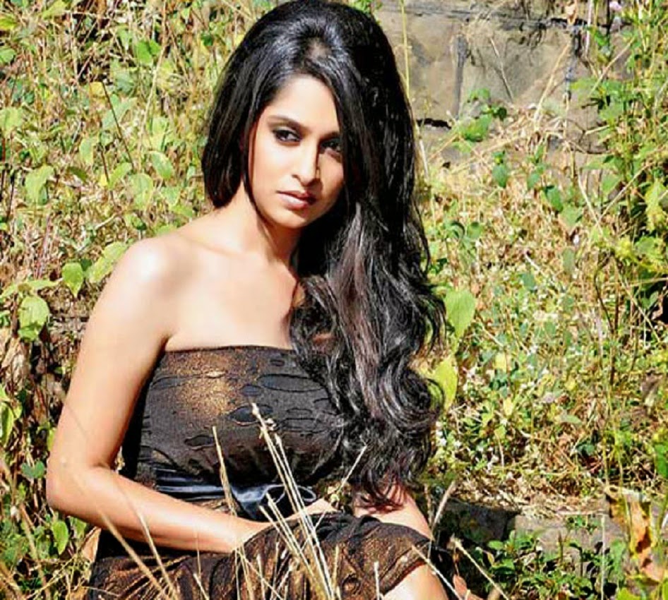 Dipika Kakar To Quit Sasural Simar Ka - Daily Soap Actress Hot - HD Wallpaper 