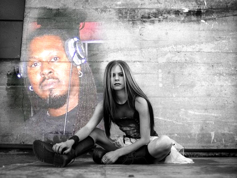 Avril Lavigne Under My Skin - HD Wallpaper 