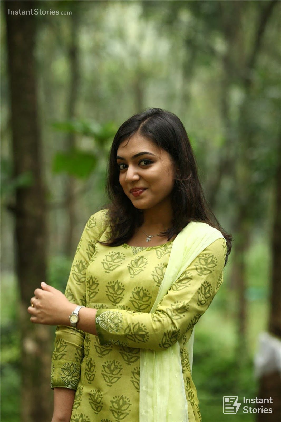 Nazriya Nazim Latest Hot Hd Photos/wallpapers (5142) - Nazriya In Mad Dad - HD Wallpaper 