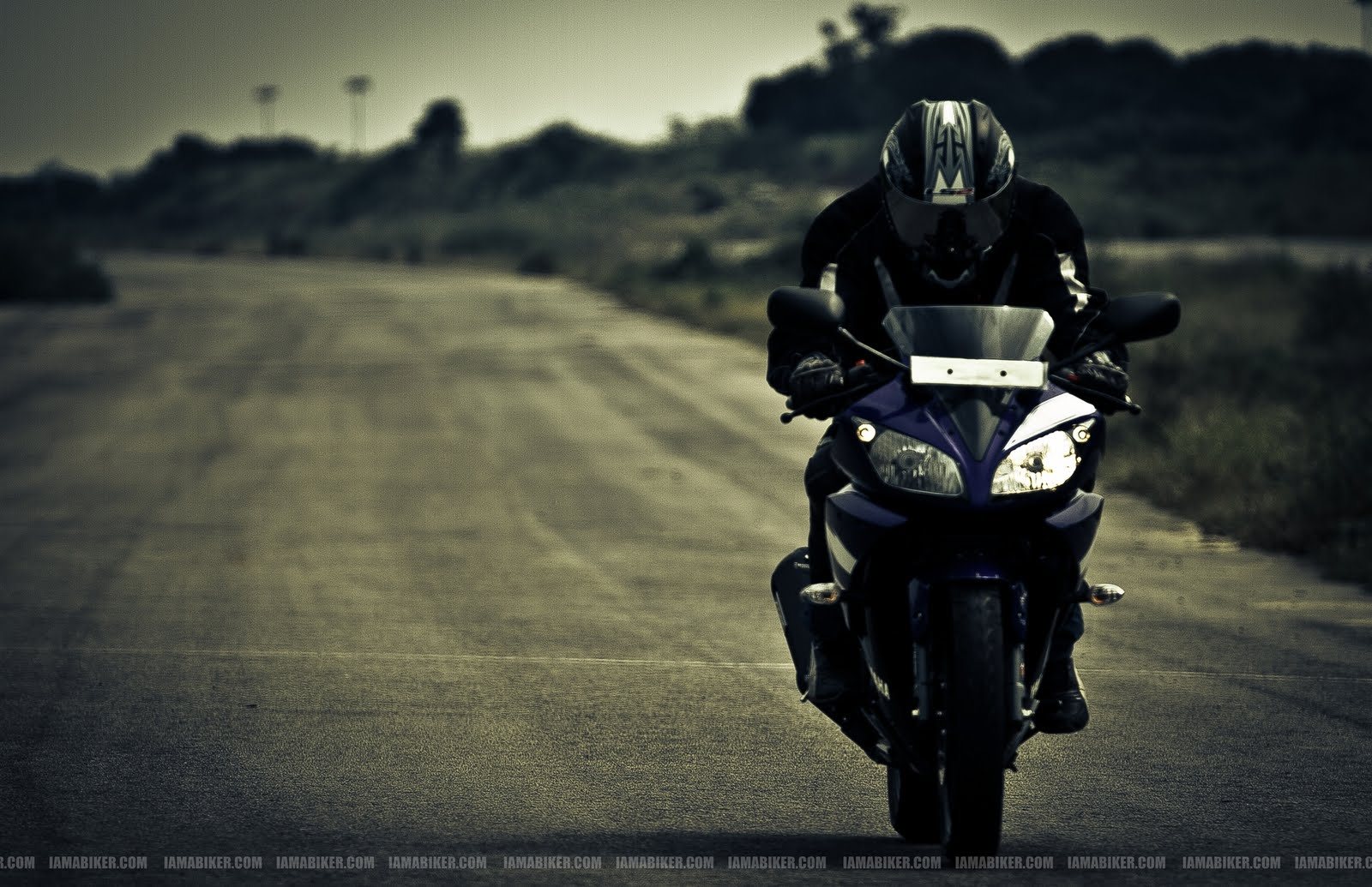 Yamaha R15 V2 Wallpapers Hd - HD Wallpaper 