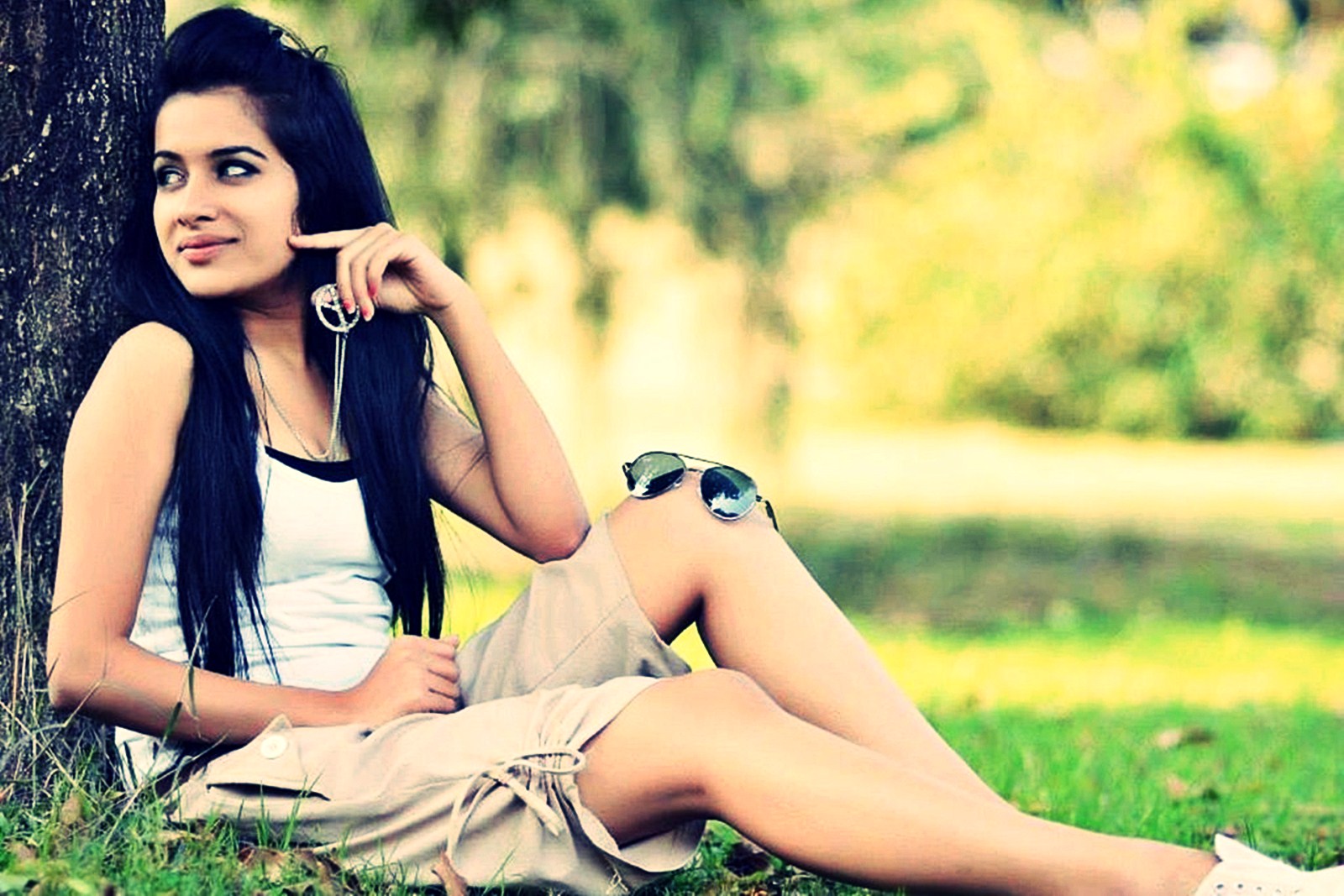 Sara Gurpal Hq Wallpaper - Hd Pics Of Sara Gurpal - HD Wallpaper 