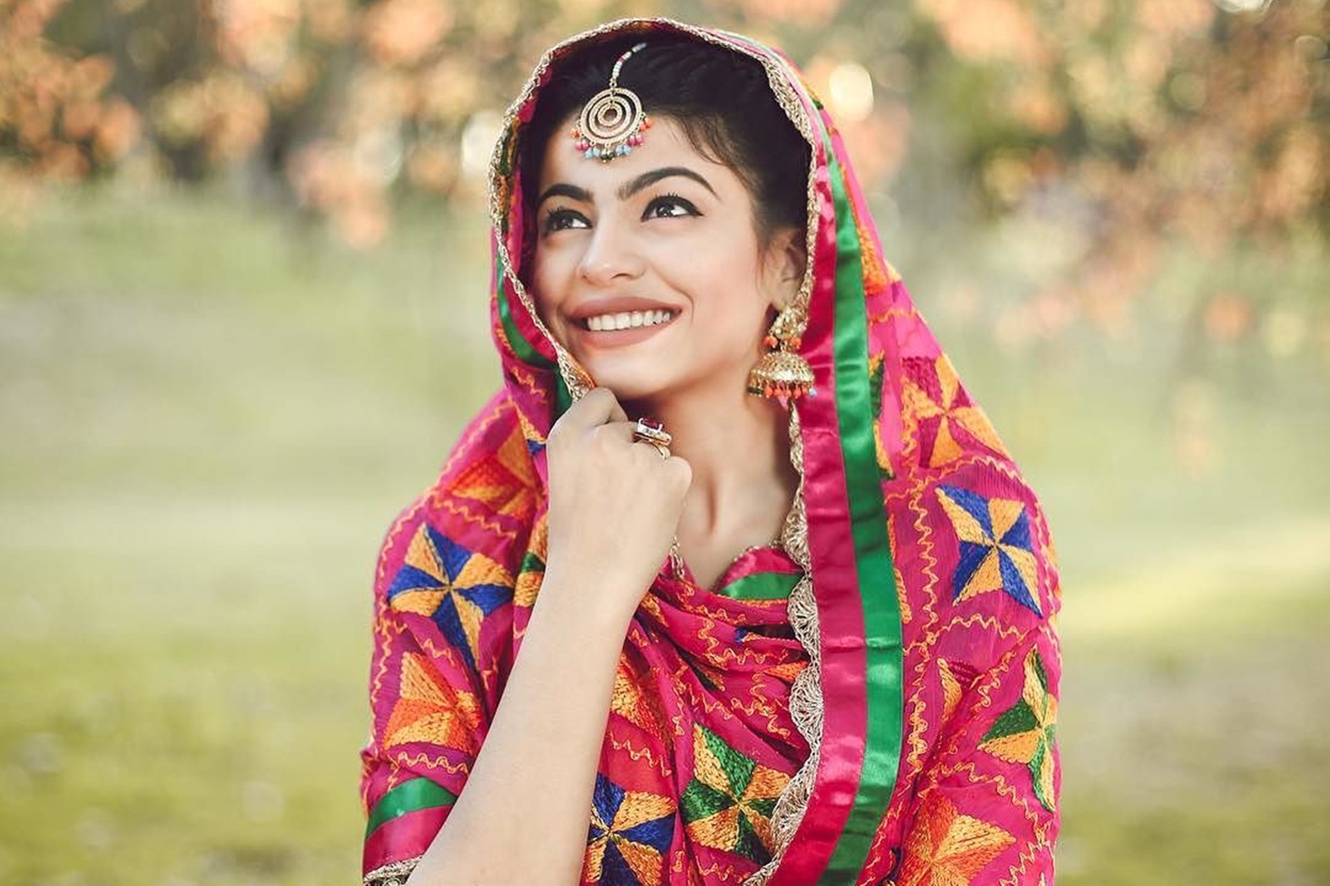 Mahi Sharma Model Hd Desktop Wallpaper - Mahi Sharma - HD Wallpaper 