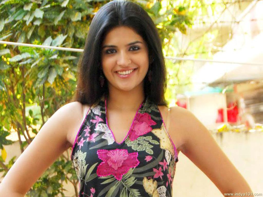Diksha Name Wallpaper - Deeksha Sath Wallpaper Download - HD Wallpaper 