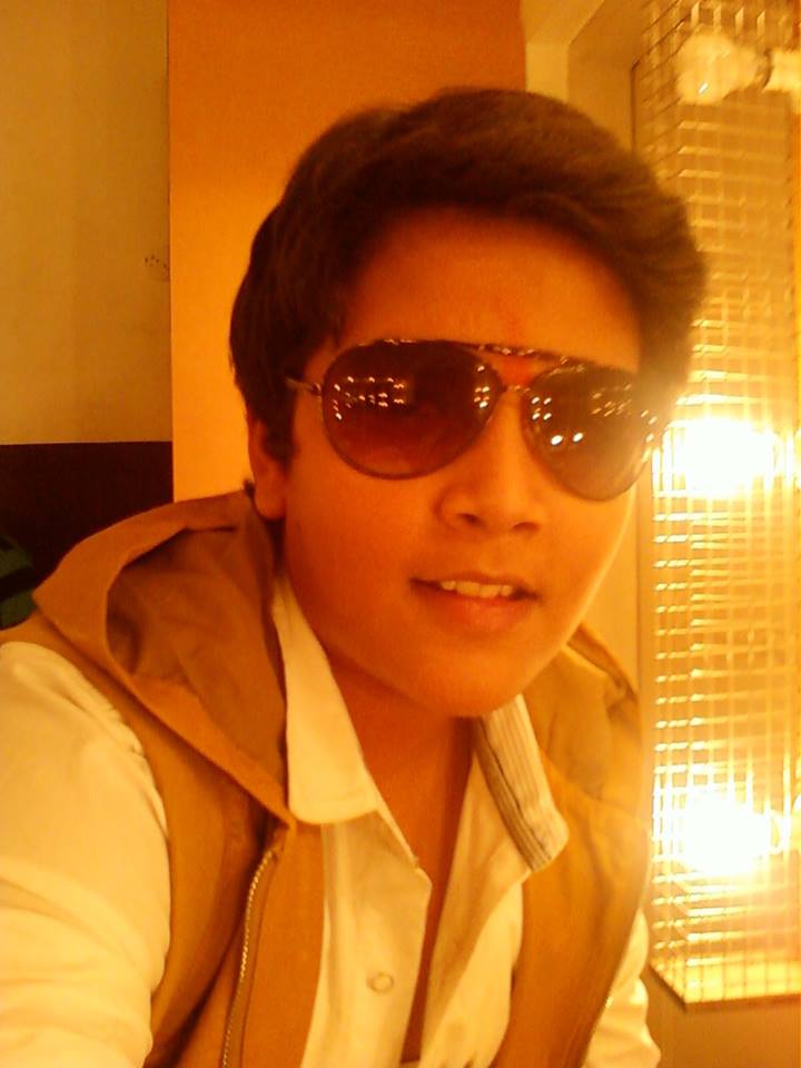 Bhojpuri Actress Rishabh Kashyap Wiki, Rishabh Kashyap - Rishabh Kashyap Bhojpuri Actor Biography - HD Wallpaper 