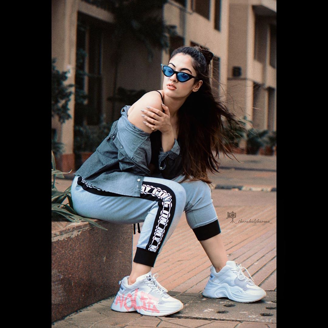 Aditi Sharma Actress Of Yeh Jaadu Hai Jin Ka - Aditi Sharma Yeh Jaadu Hai Jin Ka - HD Wallpaper 