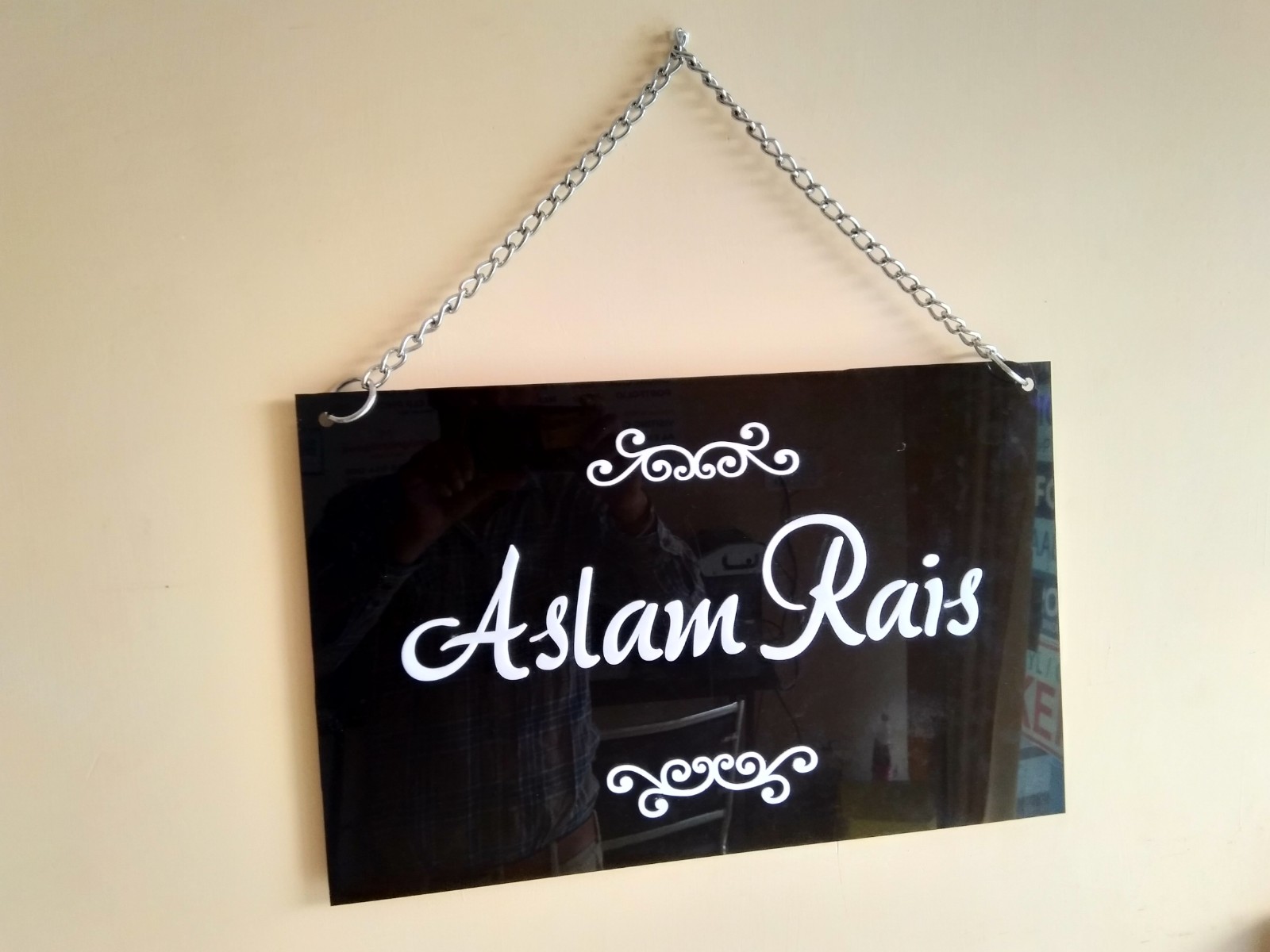 Special Hanging Name Plate - Banner - HD Wallpaper 