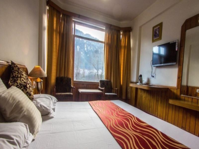 Window Covering - HD Wallpaper 