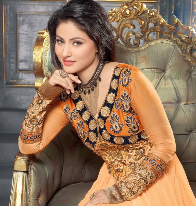 Beautiful Hina Khan Images - Khatron Ke Khiladi Hina - 680x715 Wallpaper -  