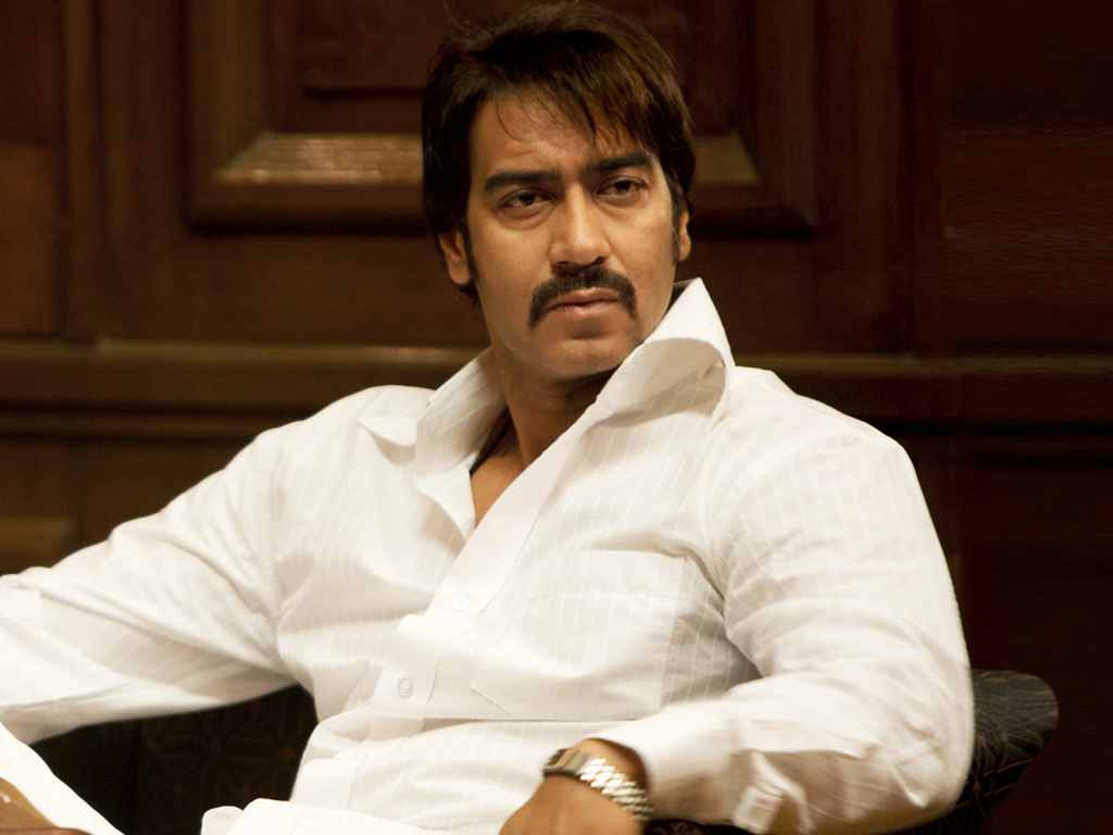 Ajay Devgan Once Upon A Time In Mumbai - HD Wallpaper 