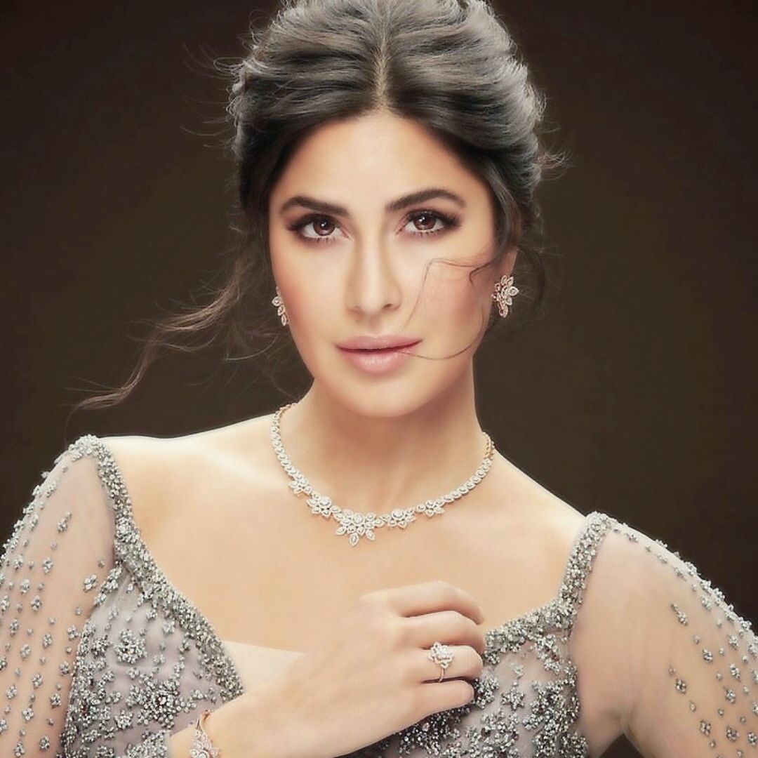 Actress In Age 28 - 1080x1080 Wallpaper - teahub.io