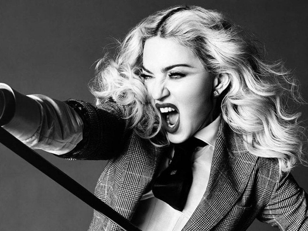 Madonna Wallpapers - Madonna Black And White - HD Wallpaper 