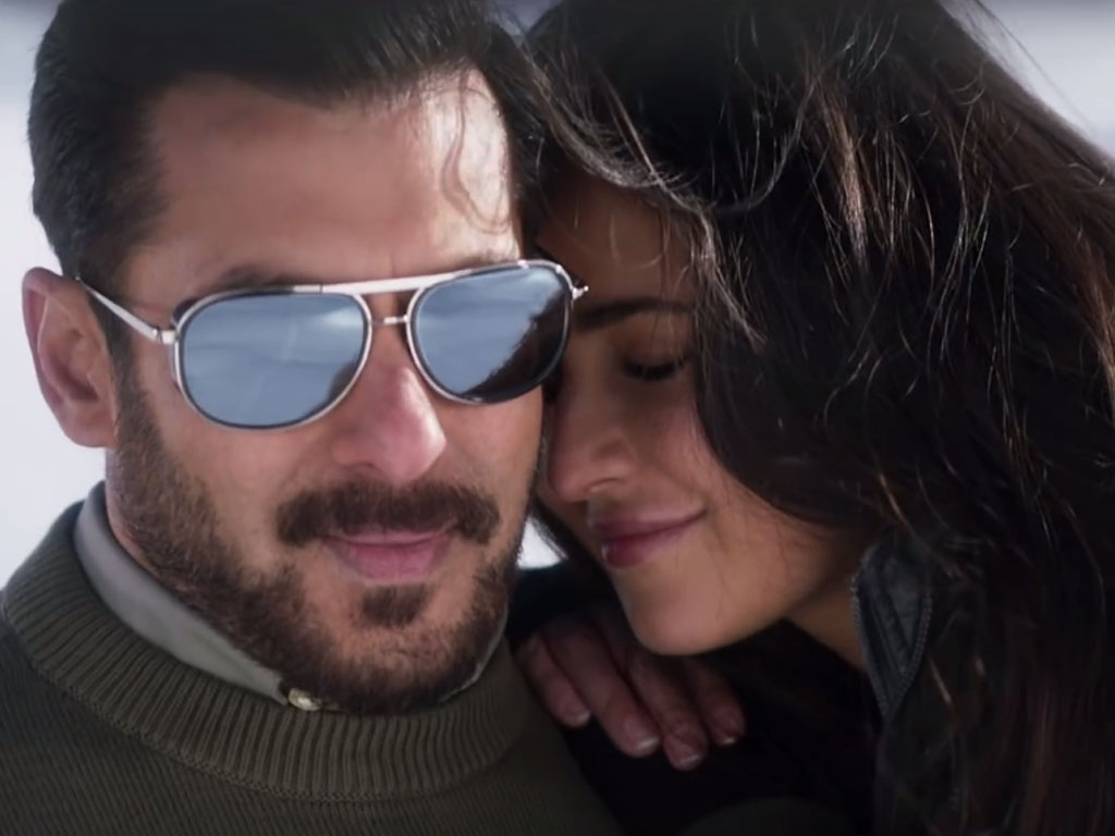 Dil Diyan Gallan Salman Khan Sunglasses - HD Wallpaper 