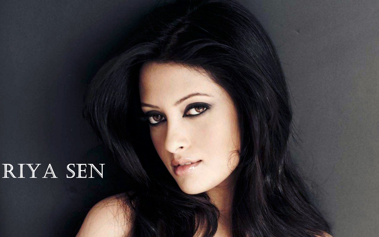 Riya Sen Blue Film - 1280x800 Wallpaper Riya Sen Blue Film - 1280x800 Wallpaper