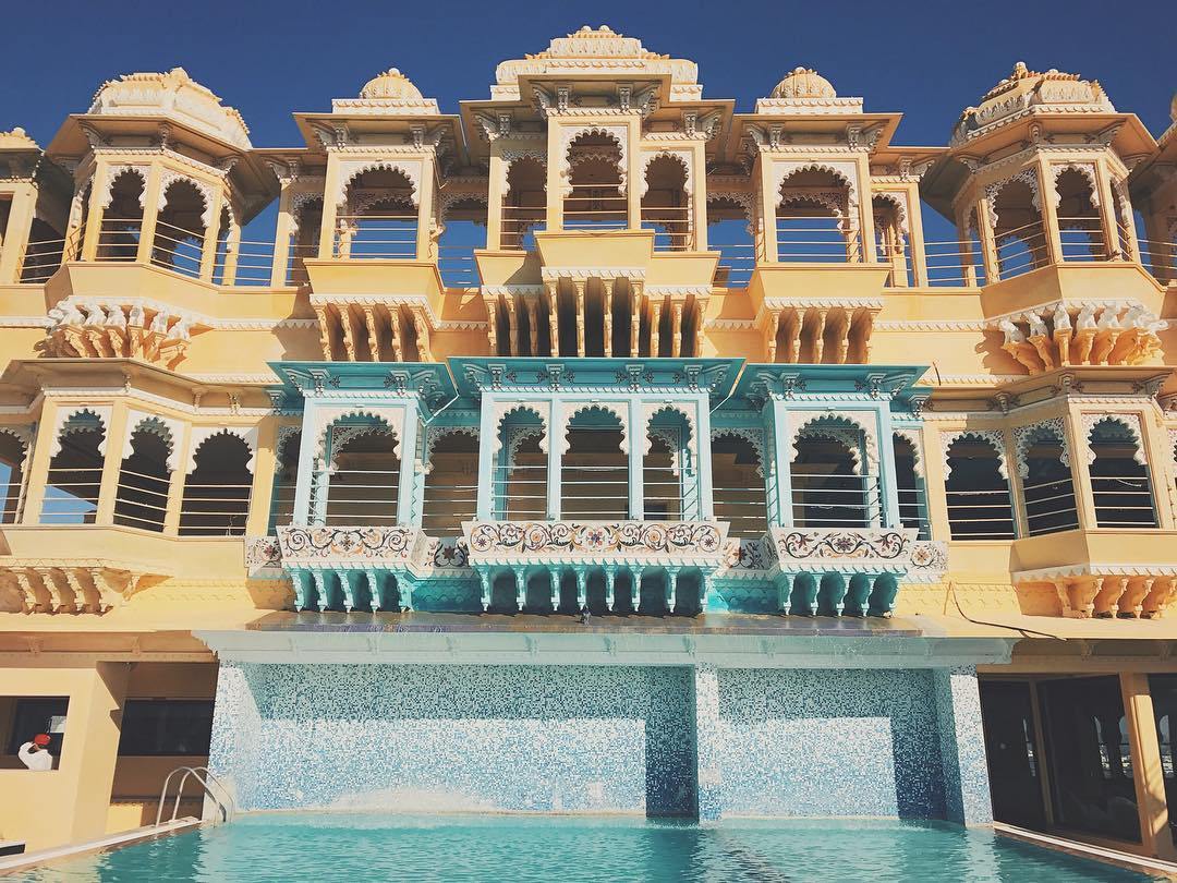 Aayushi Bangur Wedding Photos - Palace - HD Wallpaper 