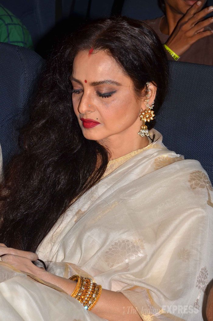 Rekha Image Download - HD Wallpaper 