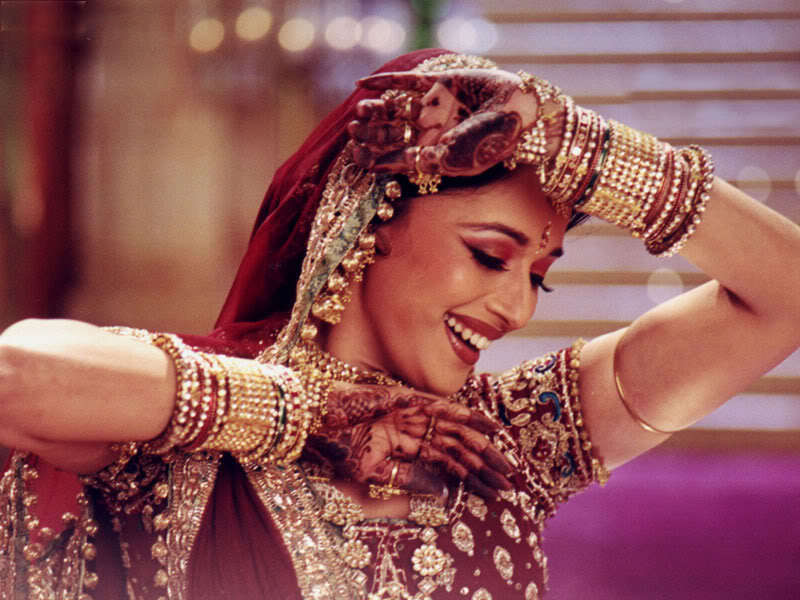 Madhuri - Madhuri Dixit In Devdas - HD Wallpaper 